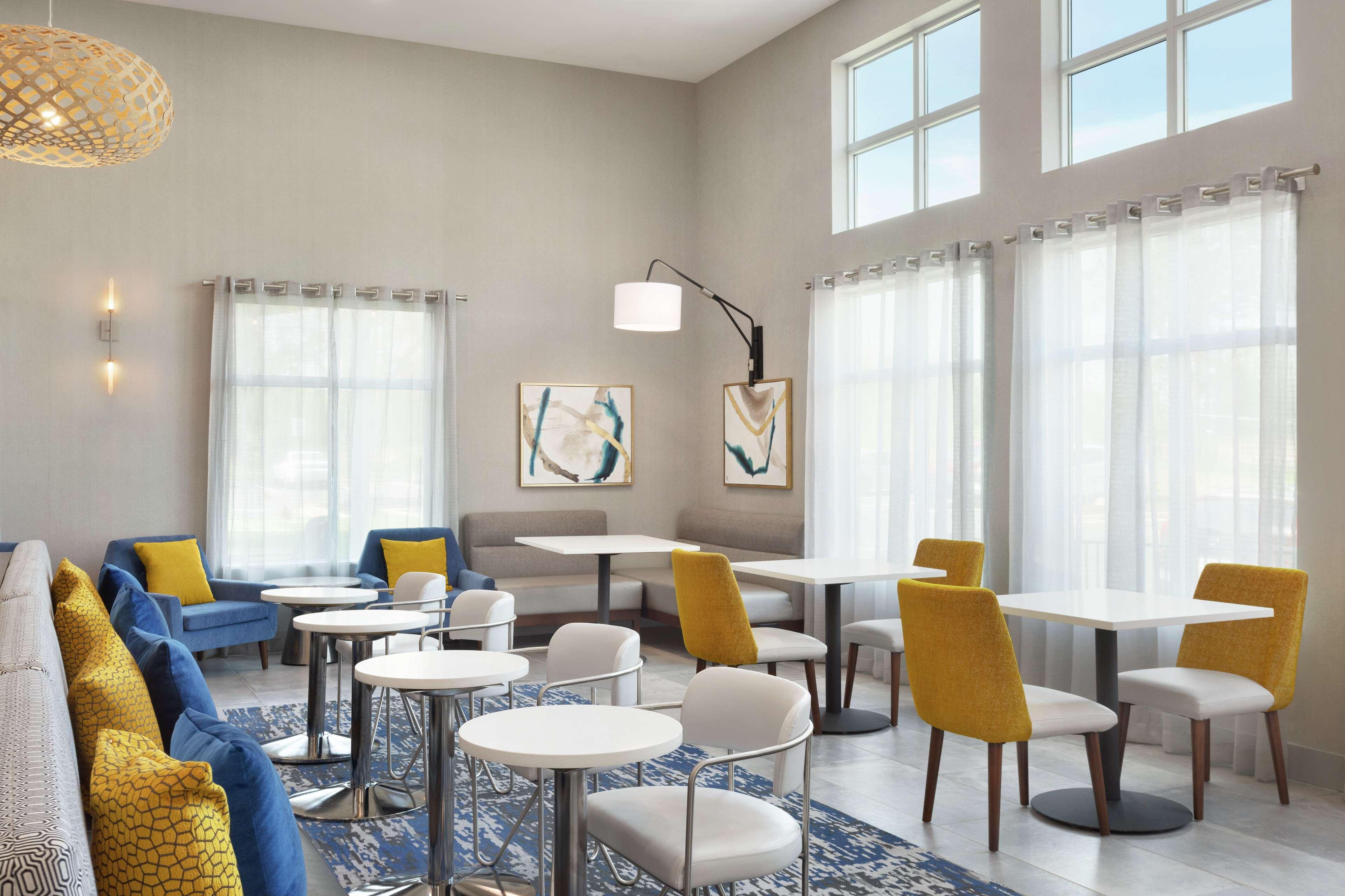 Homewood Suites By Hilton 麦克多诺 外观 照片