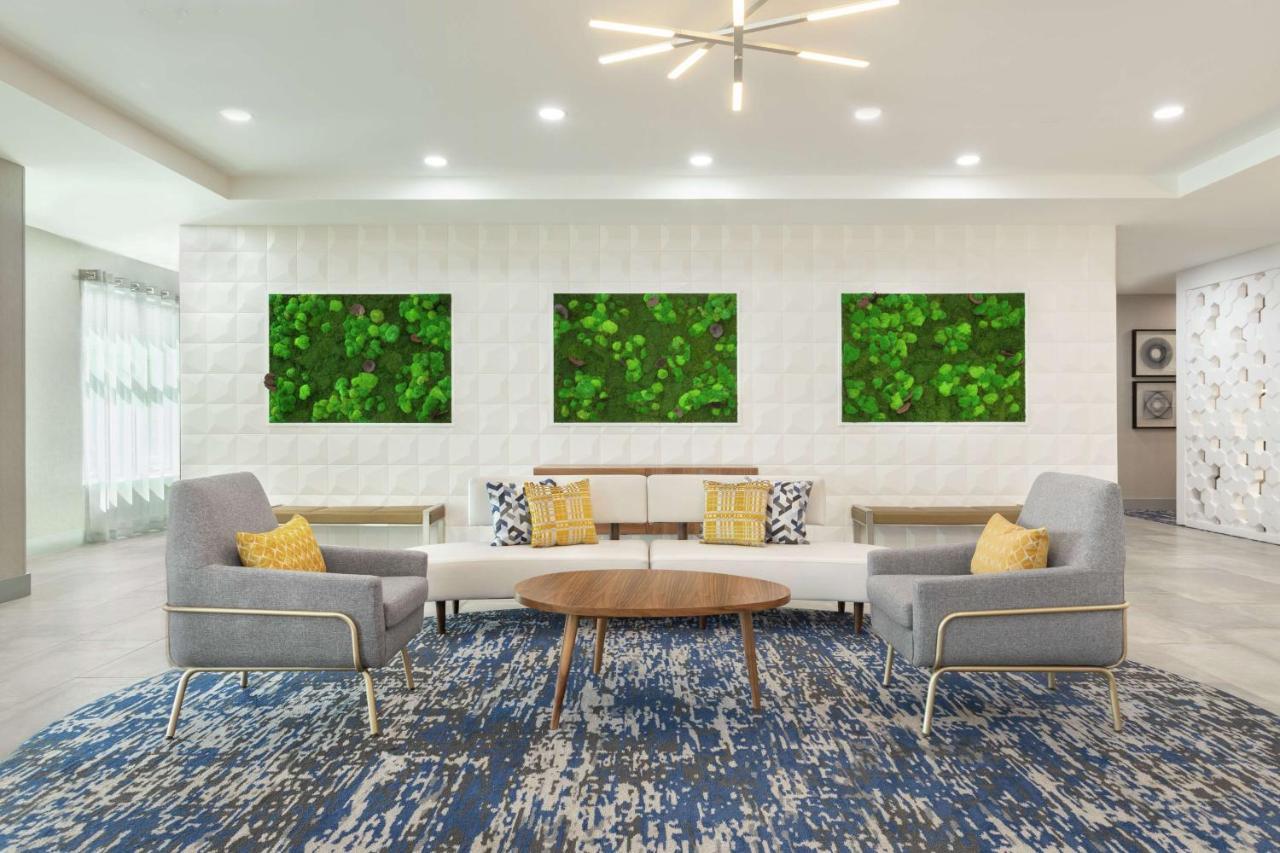 Homewood Suites By Hilton 麦克多诺 外观 照片