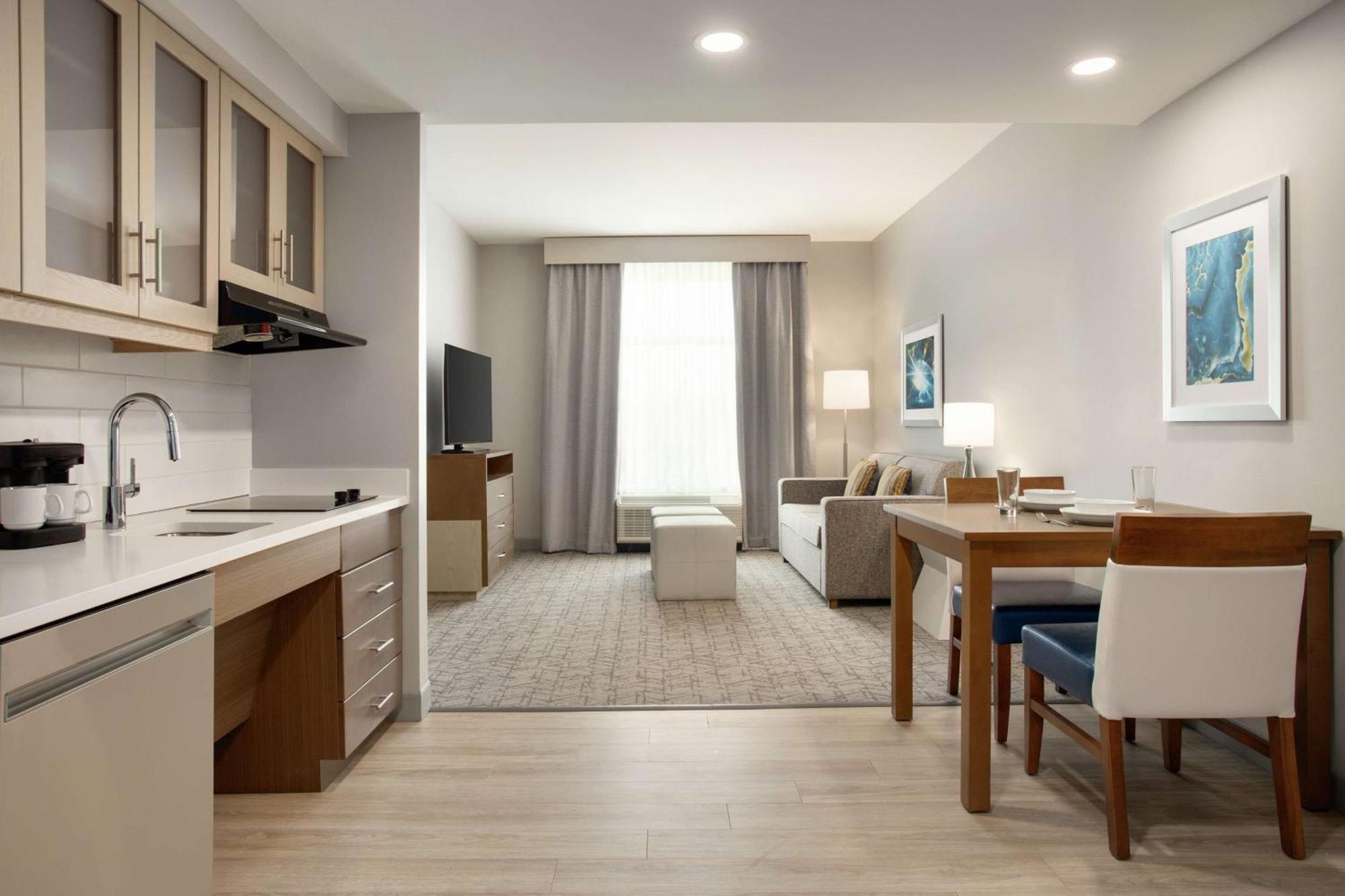 Homewood Suites By Hilton 麦克多诺 外观 照片
