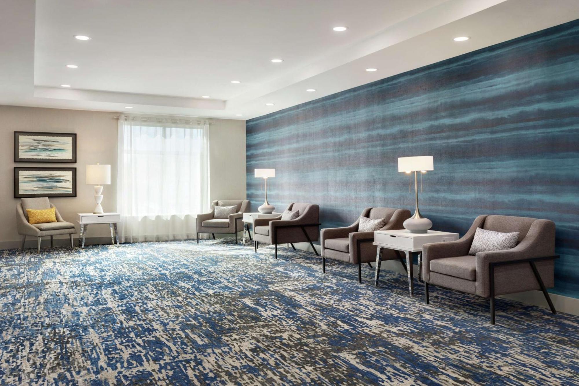 Homewood Suites By Hilton 麦克多诺 外观 照片